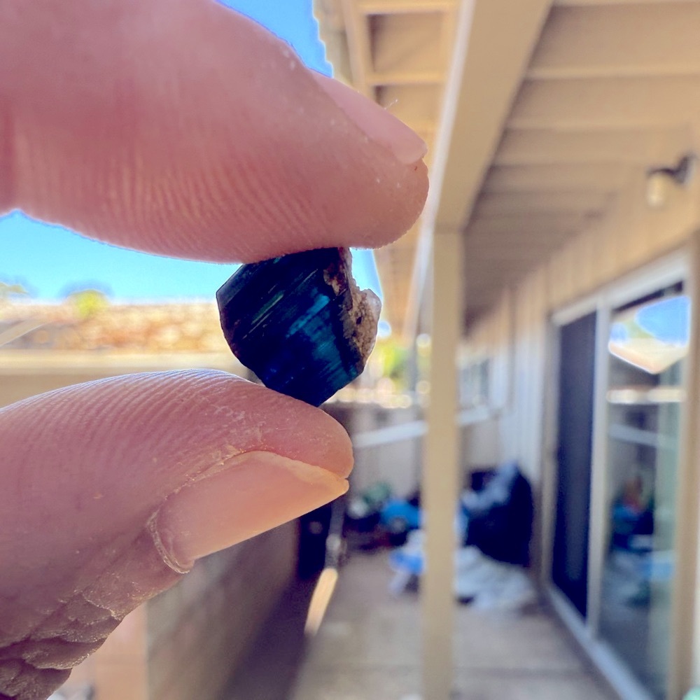11 Carat Natural Indicolite Blue Tourmaline Crystal From Kunar Afghanistan - Picture 8 of 12